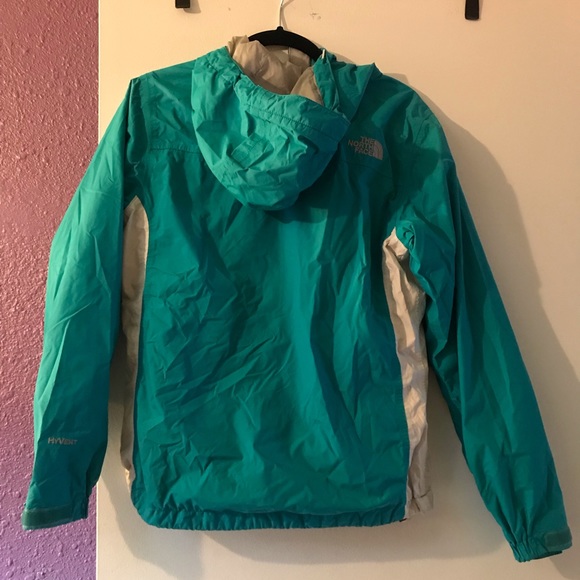 North Face Women’s Rain Jacket - Picture 2 of 3